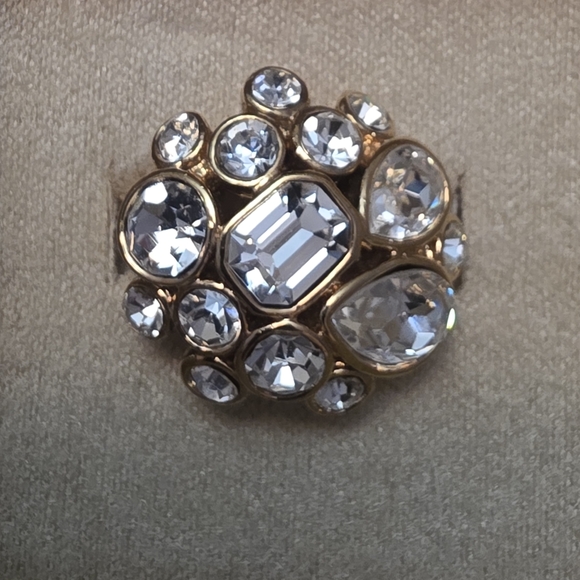 Vintage Cluster Dome Style Ring With Old Mine Style Faceted Stones - Picture 3 of 16